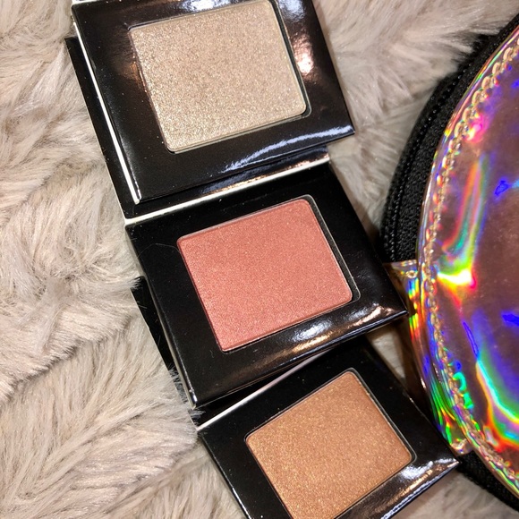 Mini makeup bundle - Picture 4 of 5